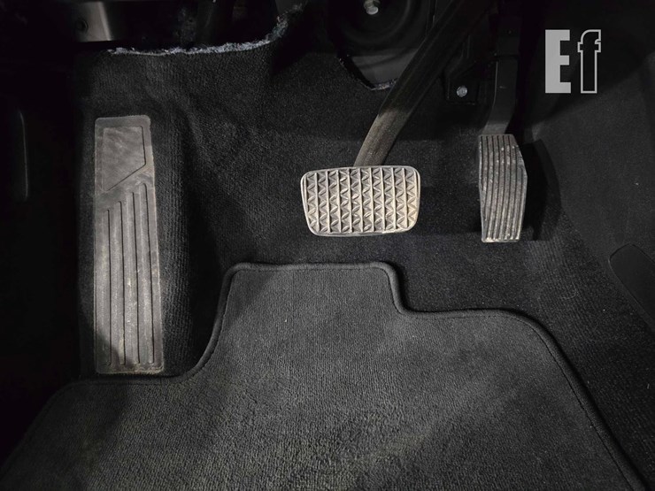 2024-chevrolet-equinox-image-11