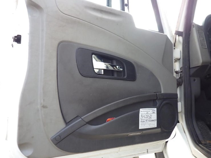 2016-international-prostar-image-36