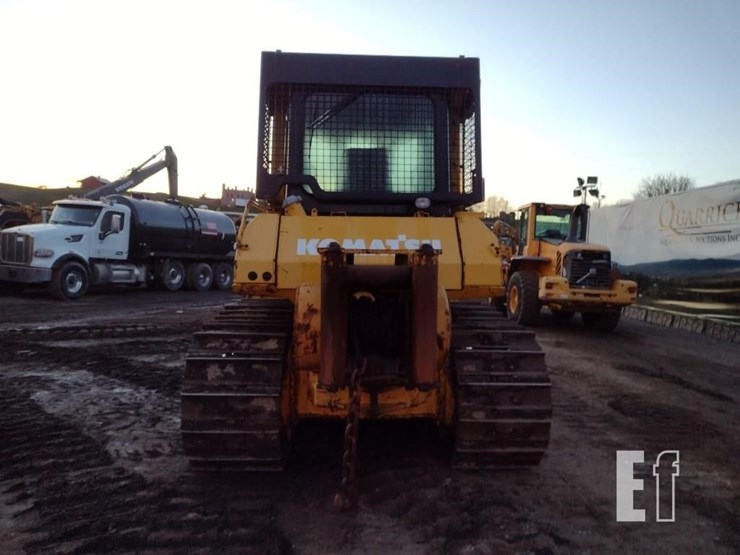 2004-komatsu-d65ex-15-image-4