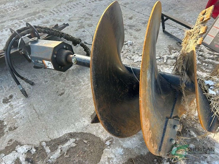 bobcat-auger-power-head-with-large-bit-image-6