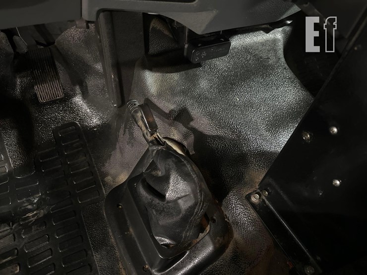 2023-ford-f650-sd-image-23