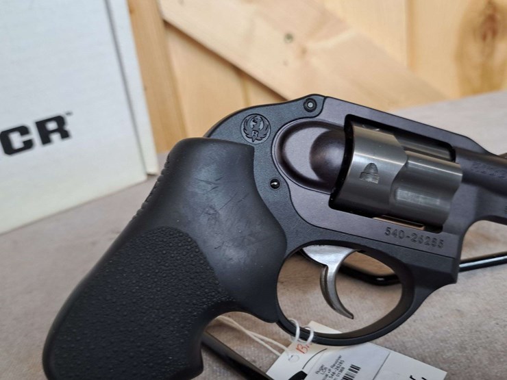 ruger-lcr-.38-special-+p-da-revolver-image-9