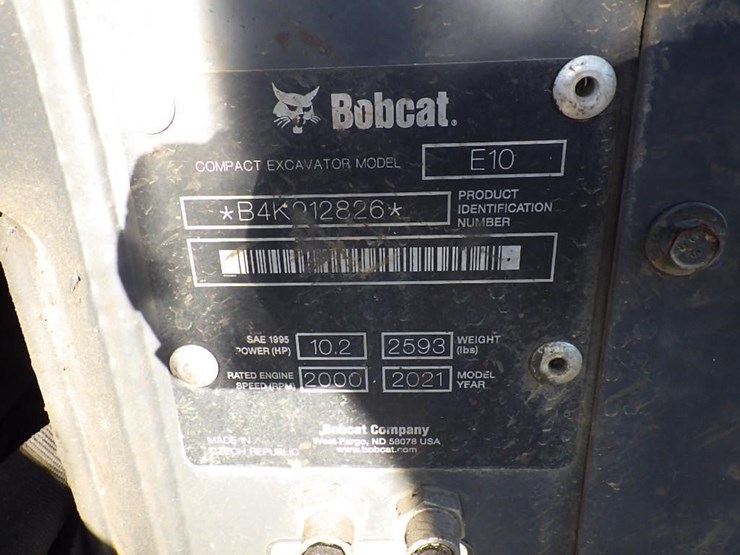 2021-bobcat-e10-image-38