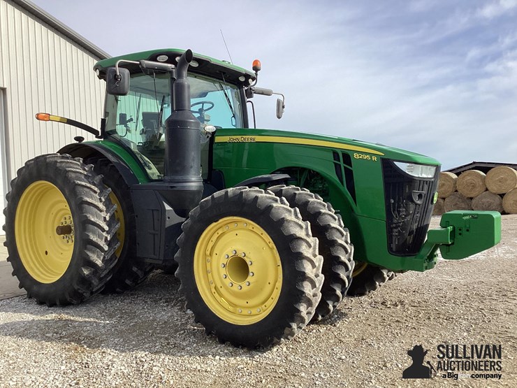2016-john-deere-8295r-image-3