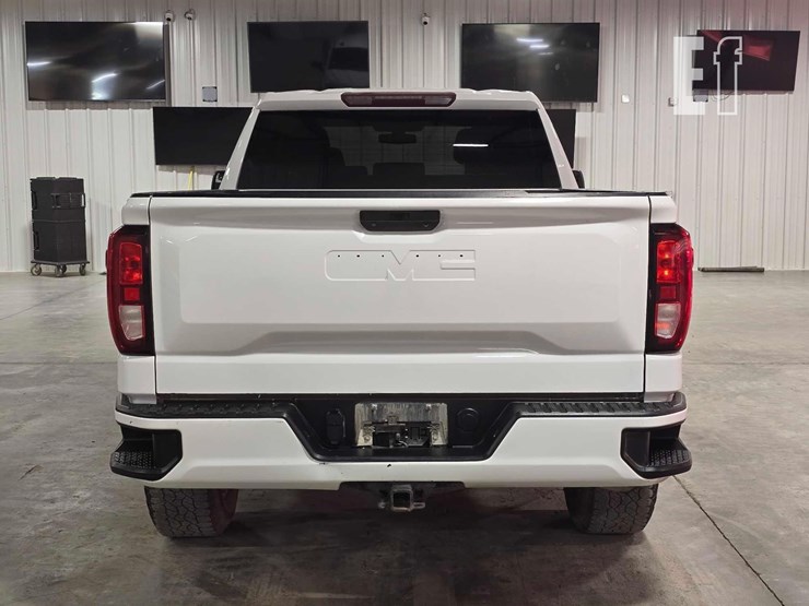 2021-gmc-sierra-1500-image-8