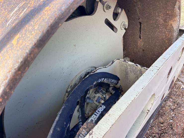 #2199-•-ingersoll-rand-sd-16dx-single-drum-roller-compactor-image-21