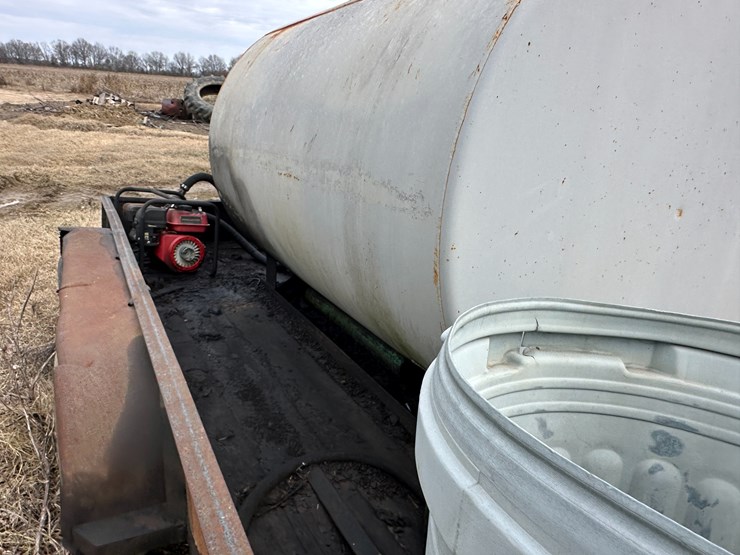 #38411-•-550-gal-12'-s/a-fuel-trailer-image-30