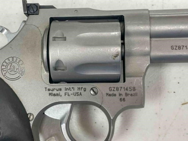 taurus-revolver-image-3
