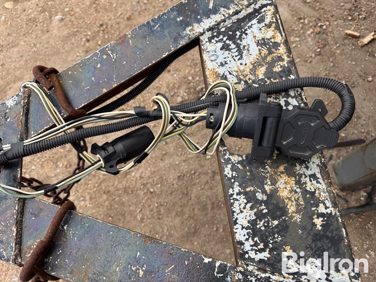 2002-18’-t/a-flatbed-fuel-&-service-trailer-image-12