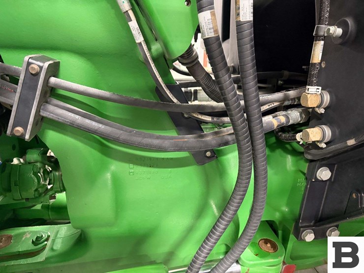 2021-john-deere-9620rx-image-51