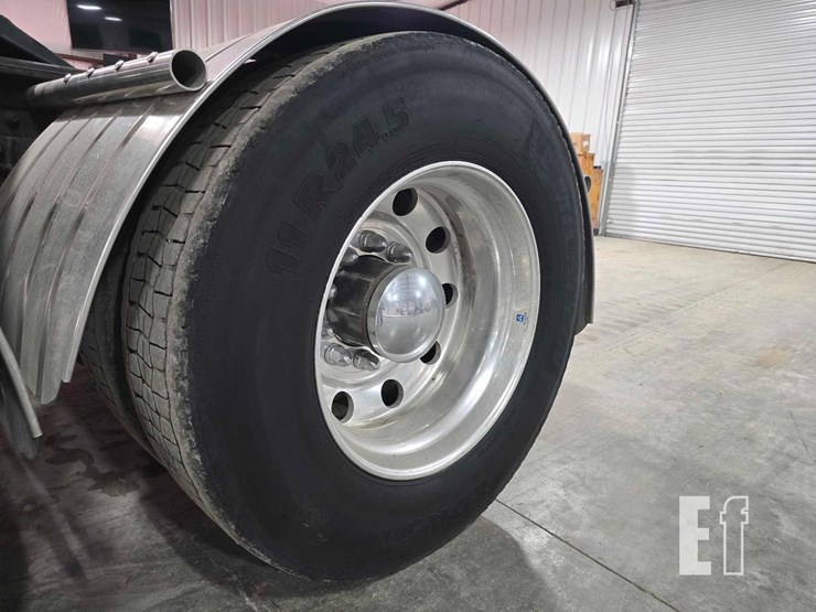 2005-mack-vision-cxn613-image-27