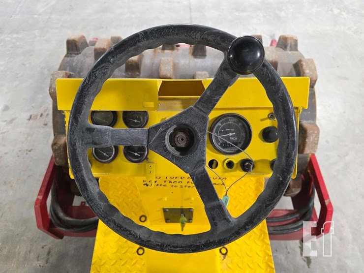 2005-dynapac-ca121pd-image-14