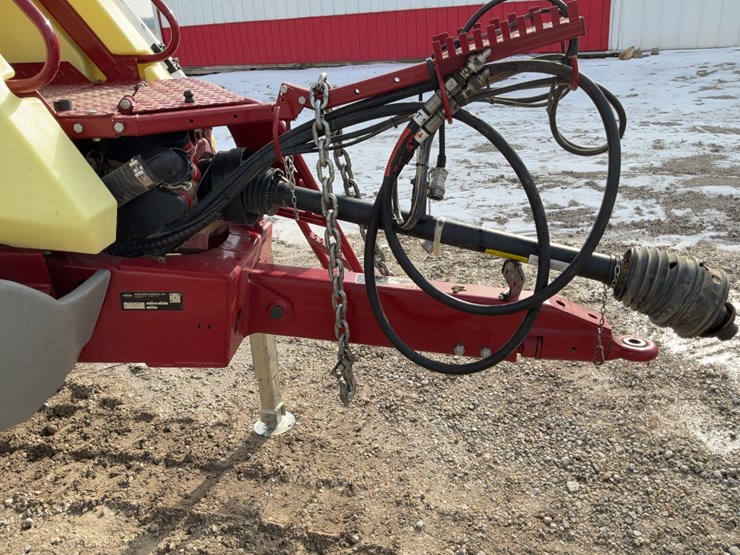 2024-hardi-commander-45-pull-type-sprayer-image-50