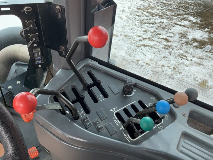 2013-versatile-2375-image-76