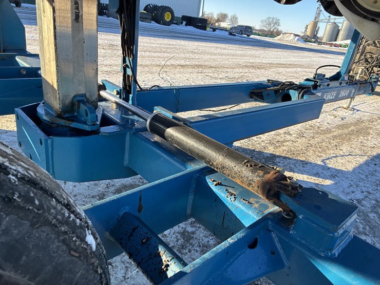 1999-kinze-2500-image-35