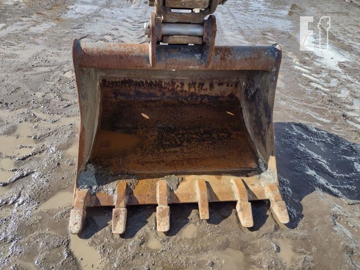 2016-volvo-ecr58d-image-15