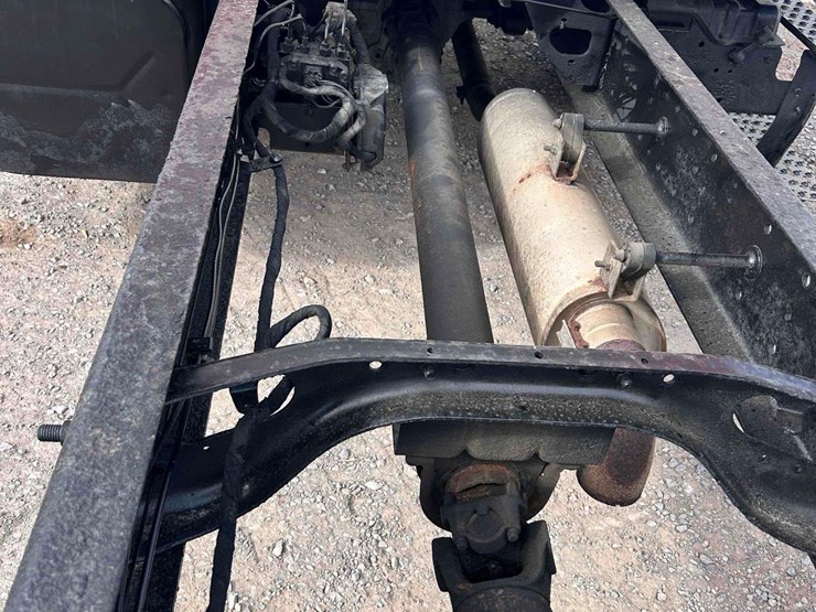 2002-international-dt466-image-10