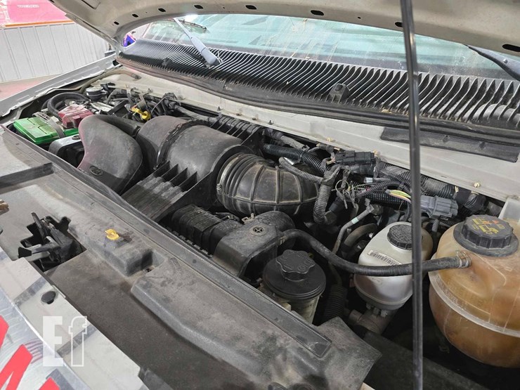 2013-ford-e450-image-20