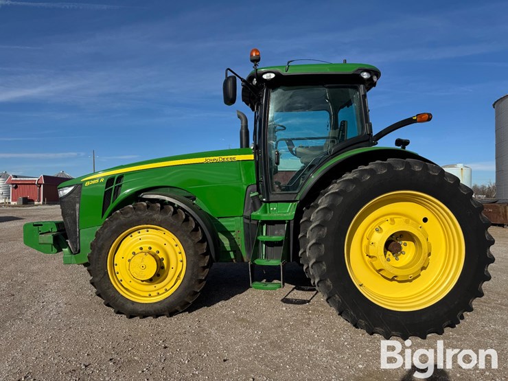 2012-john-deere-8285r-image-8