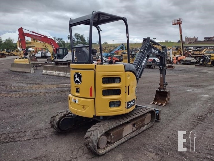 2022-deere-26g-image-48