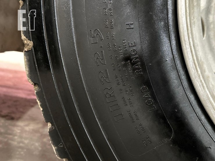 2015-ford-f750-image-40