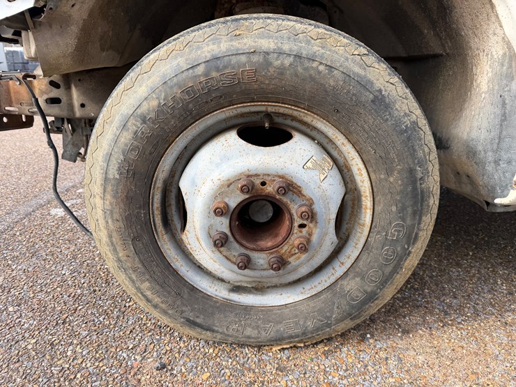 2000-ford-f350-image-19