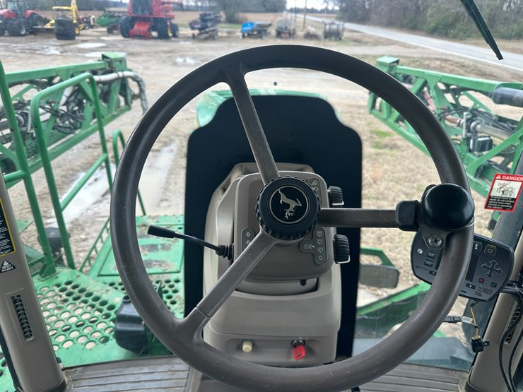 2014-john-deere-r4038-image-81