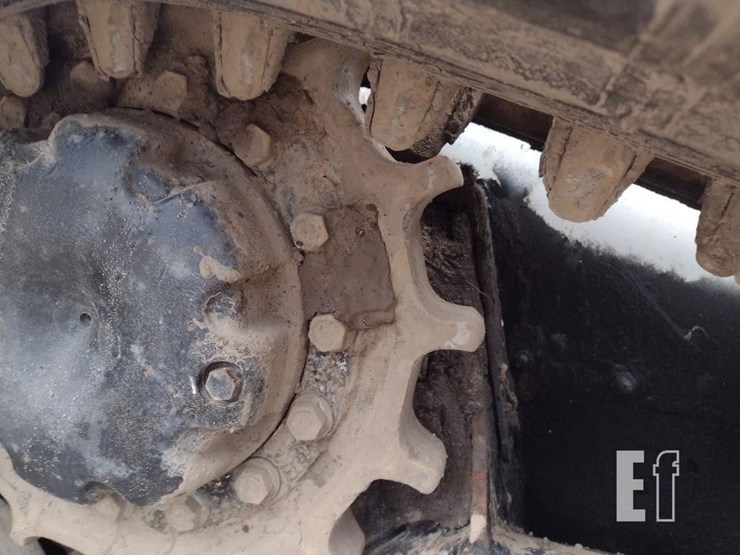 2017-bobcat-t595-image-31