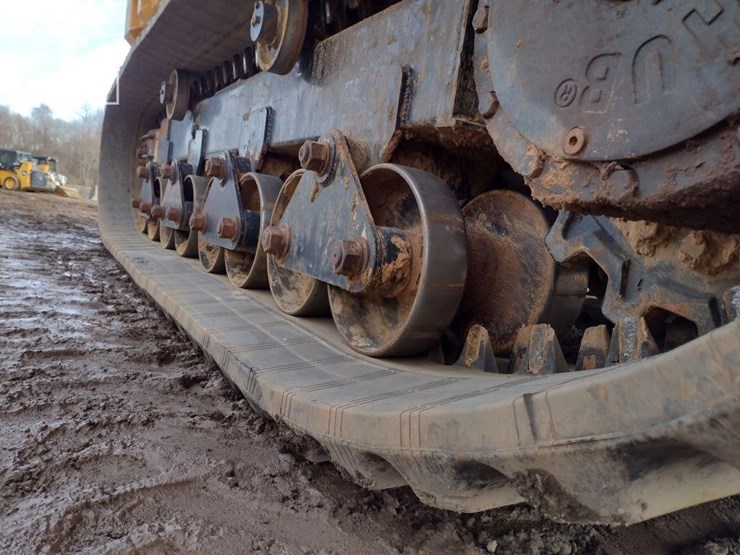 2017-morooka-mst3000vd-image-26