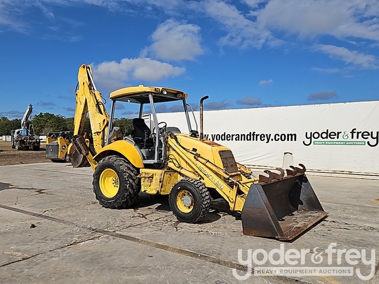 new-holland-lb110-image-7