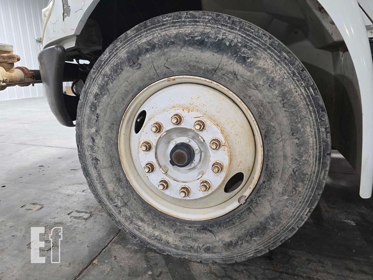 2009-international-durastar-4300-image-18