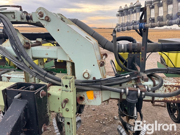 john-deere-16-image-20