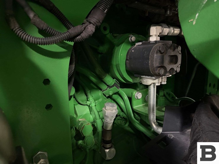 2021-john-deere-9620rx-image-43