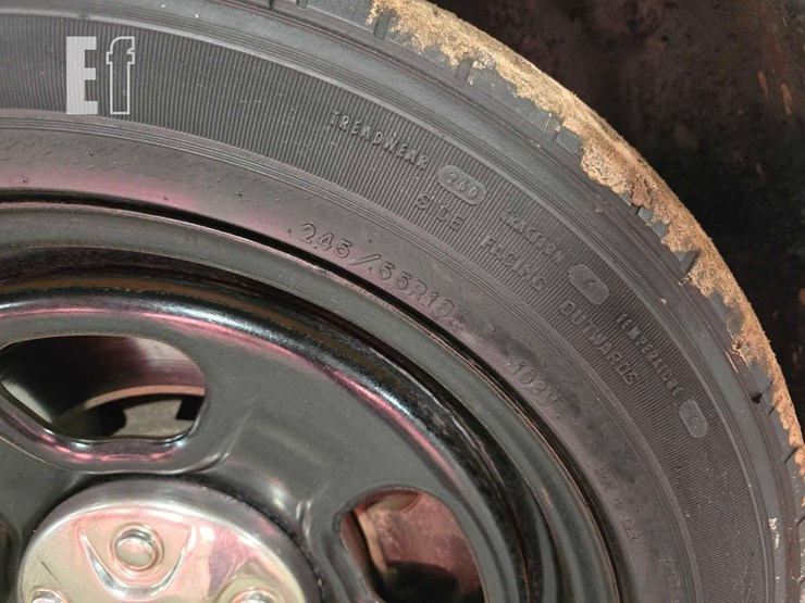 2014-ford-explorer-image-20