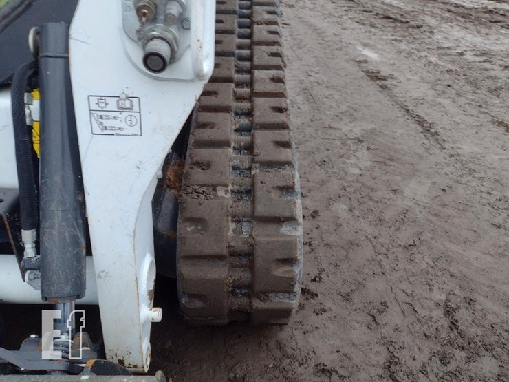 2022-bobcat-t595-image-35