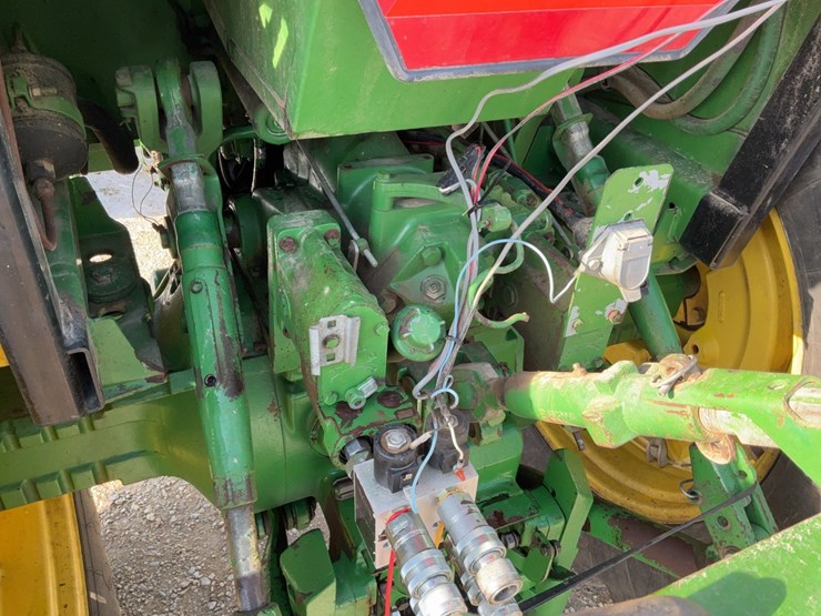 1980-john-deere-4440-image-38