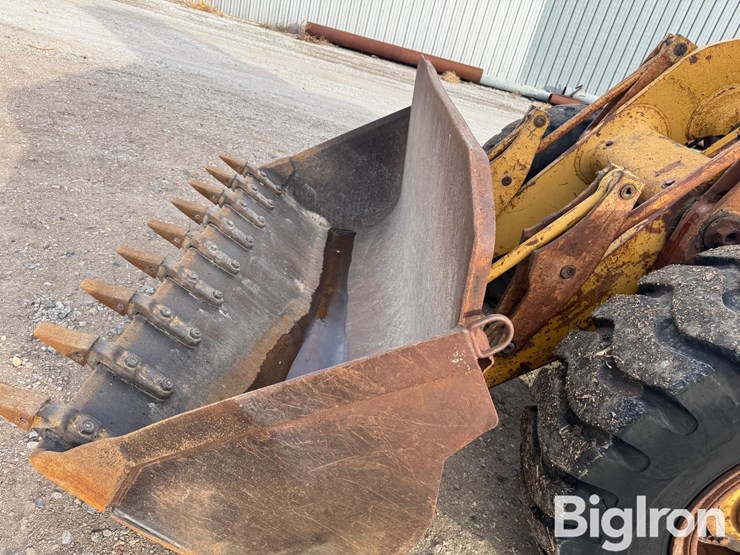 1980-caterpillar-930-image-11