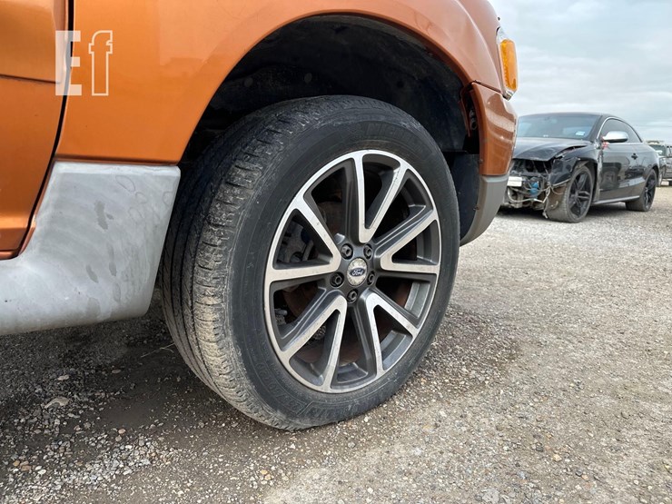 2001-ford-explorer-sport-trac-image-22