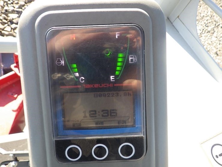 takeuchi-tb257fr-image-28