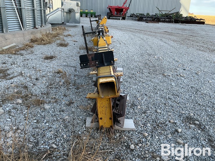 buffalo-51011630-mounted-16-row-stalk-chopper-image-9