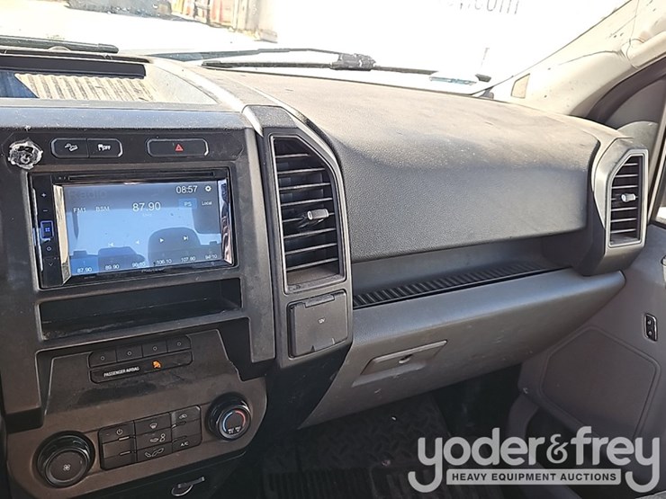 2015-ford-f150-xl-image-24