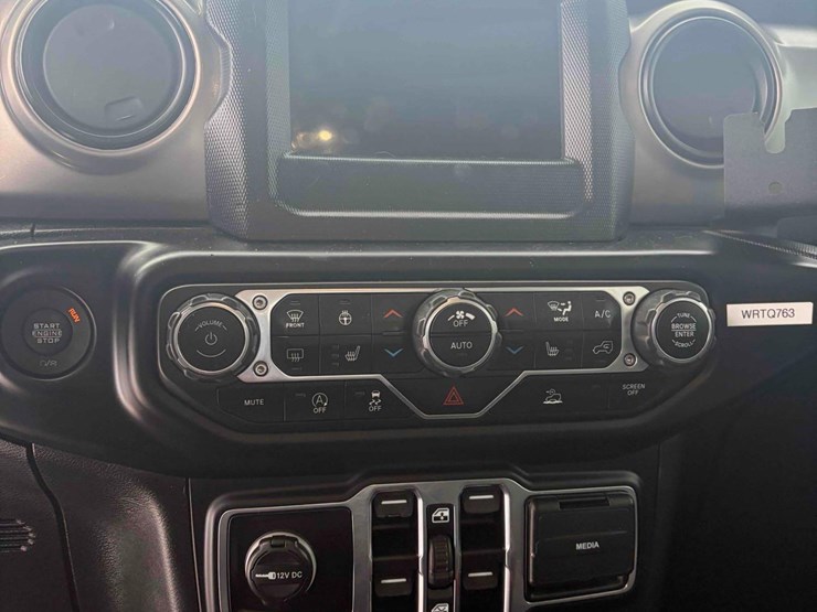 2020-jeep-gladiator-image-13