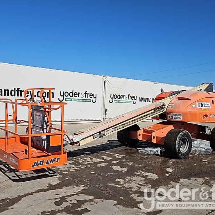 2013 JLG 400S