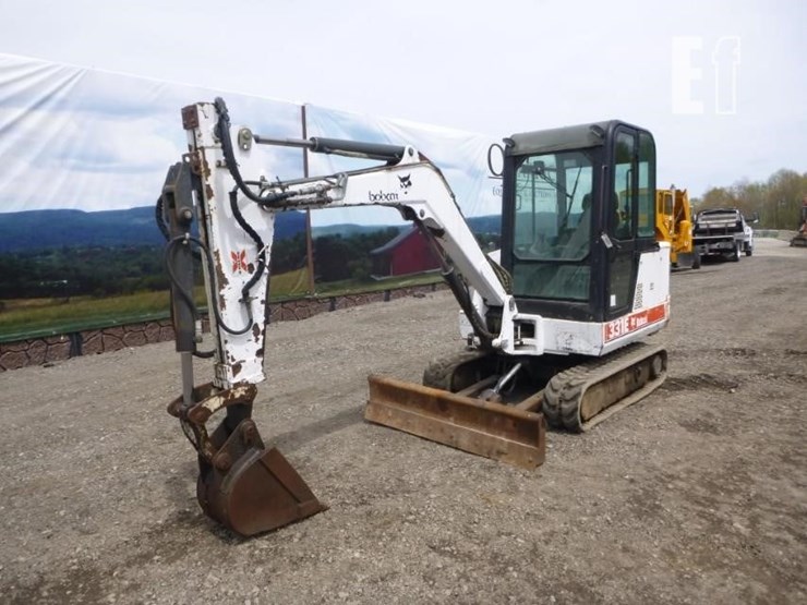 2001-bobcat-331e-image-44