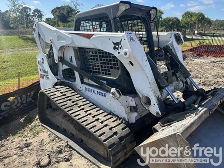 2022-bobcat-t740-image-4