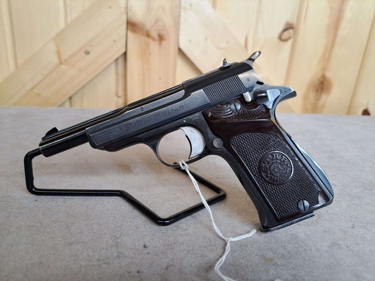star-model-.22-lr-semiauto-pistol-image-1