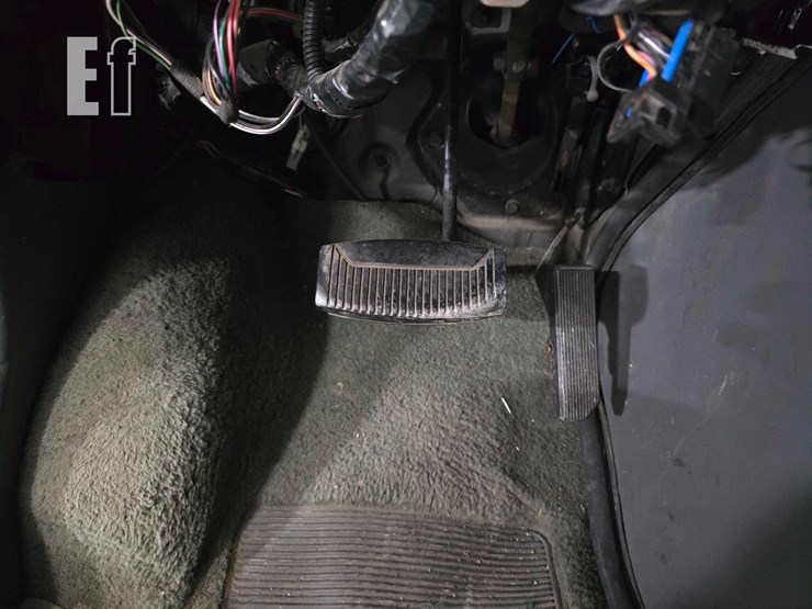 1996-ford-e350-image-11