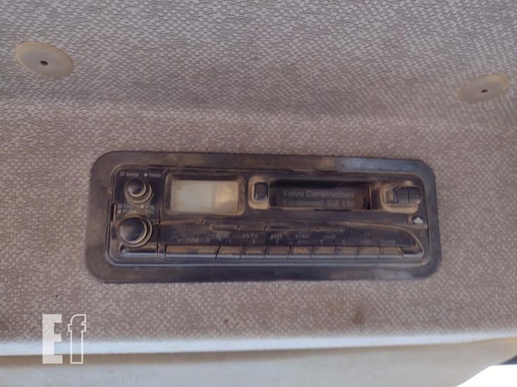 2001-volvo-a25c-image-12