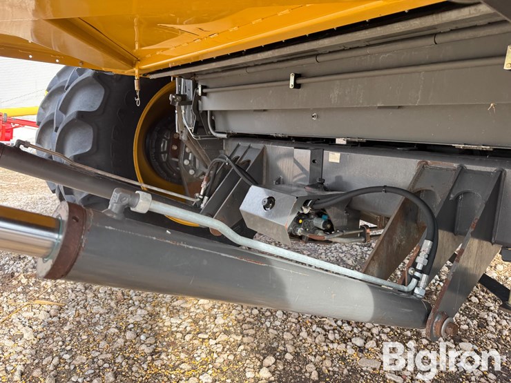 2012-claas-lexion-760-image-14