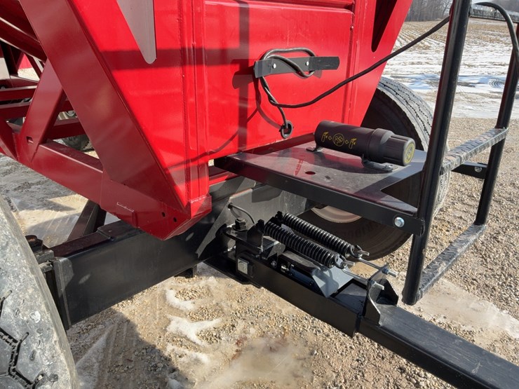 j&m-555-gravity-wagon-image-42